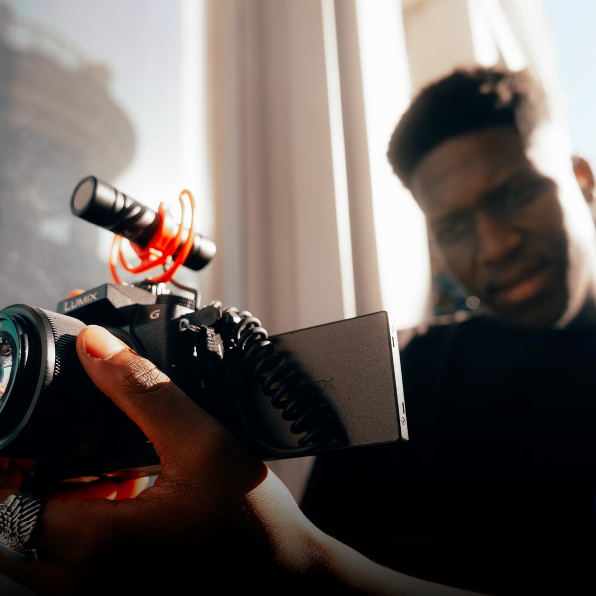 VXR10 | Universal Shotgun Microphone | Movo