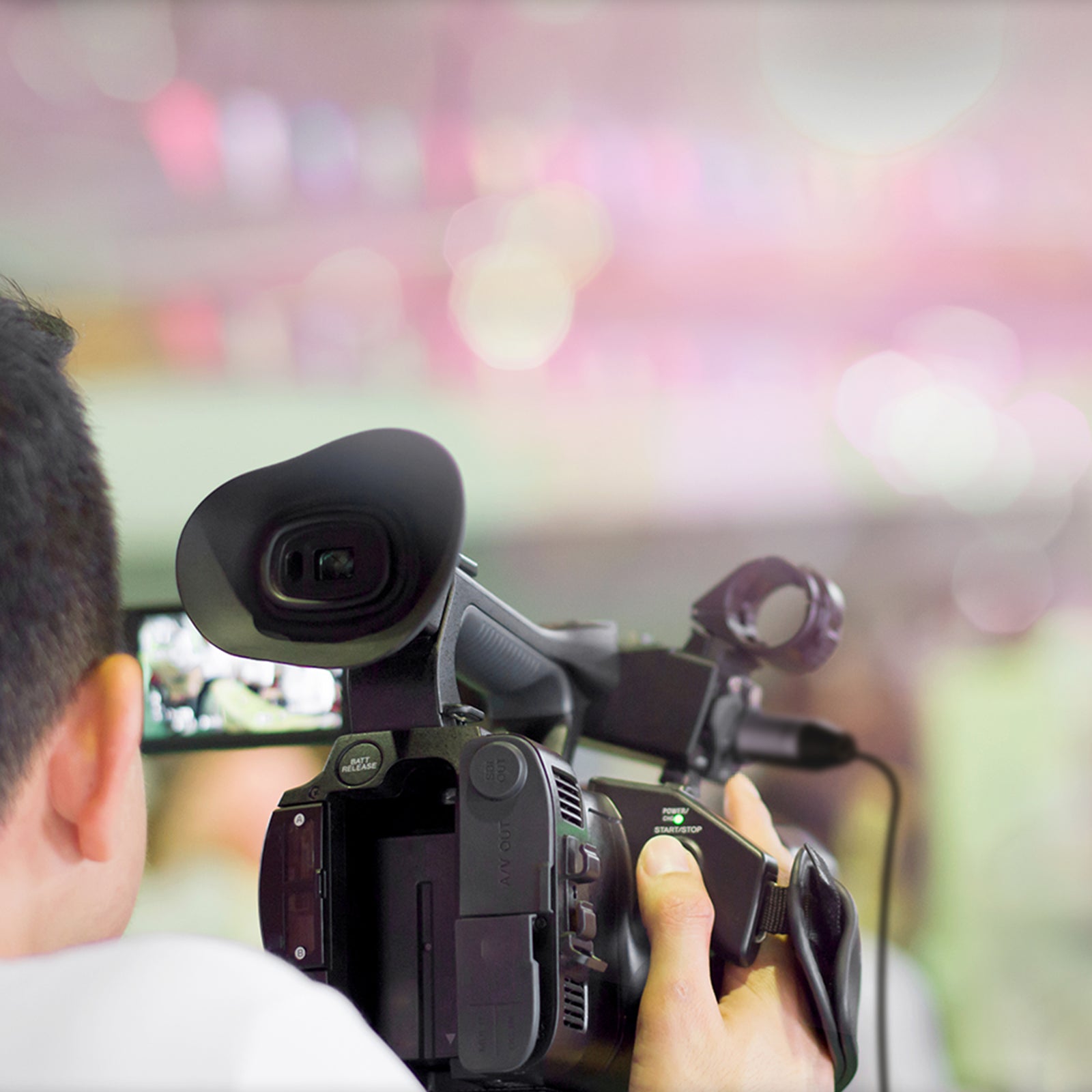 F-XLR 3.5mm (TRS) Mini-Jack F Mic Adapter to 3-pin XLR M | Movo - Movo