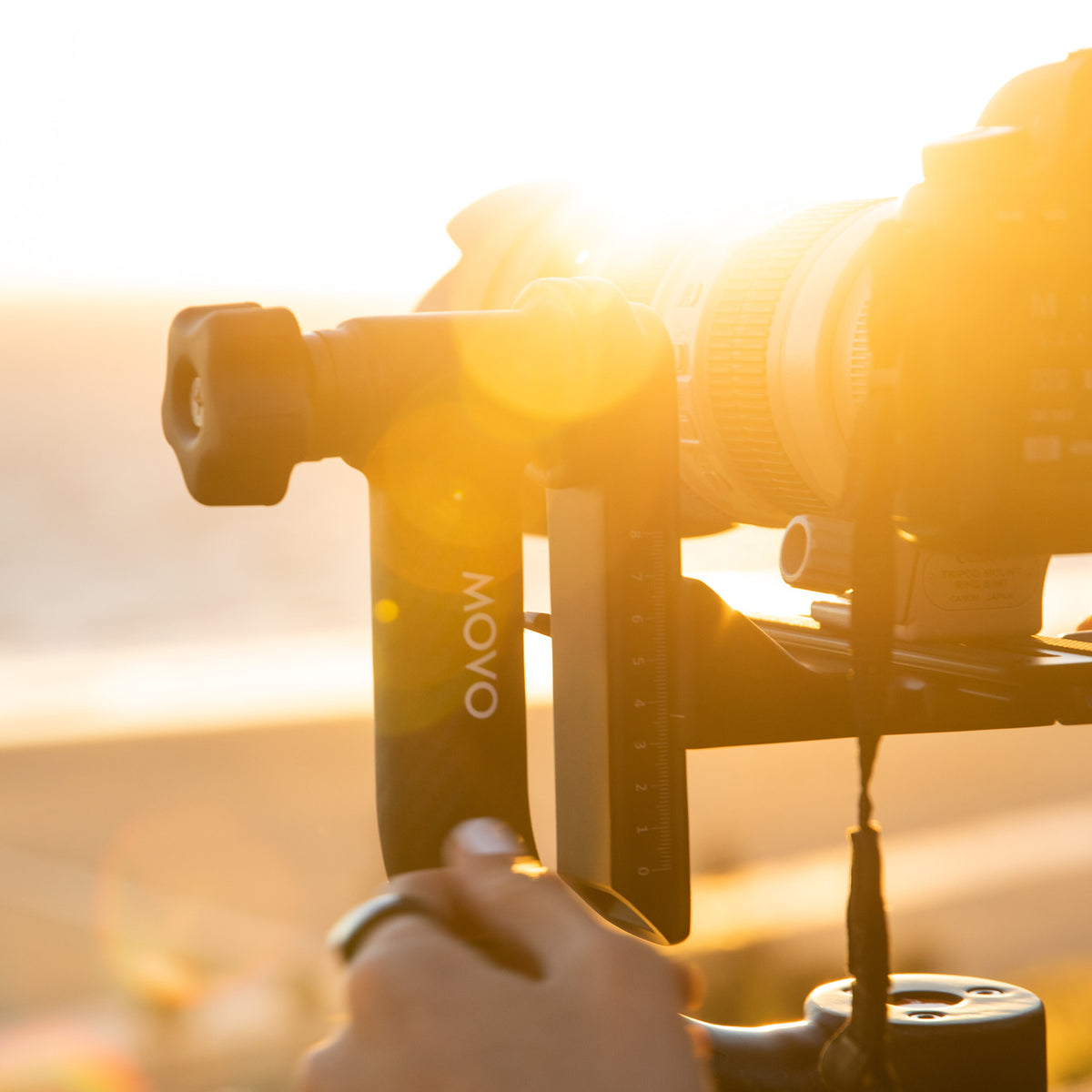 GH700-II | Pro Gimbal Tripod Head with 2 Arca-Swiss Plates | Movo