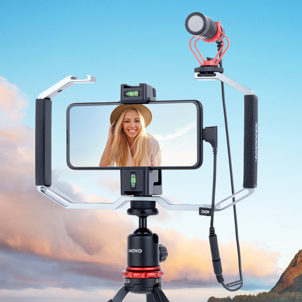 UCMA-3 | Female 3.5mm TRRS to USB-C Cable | Movo