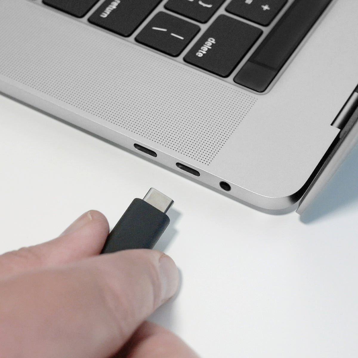 USBC-AC2 | TRS Microphone to USB-C Stereo Audio Sound Card | Movo