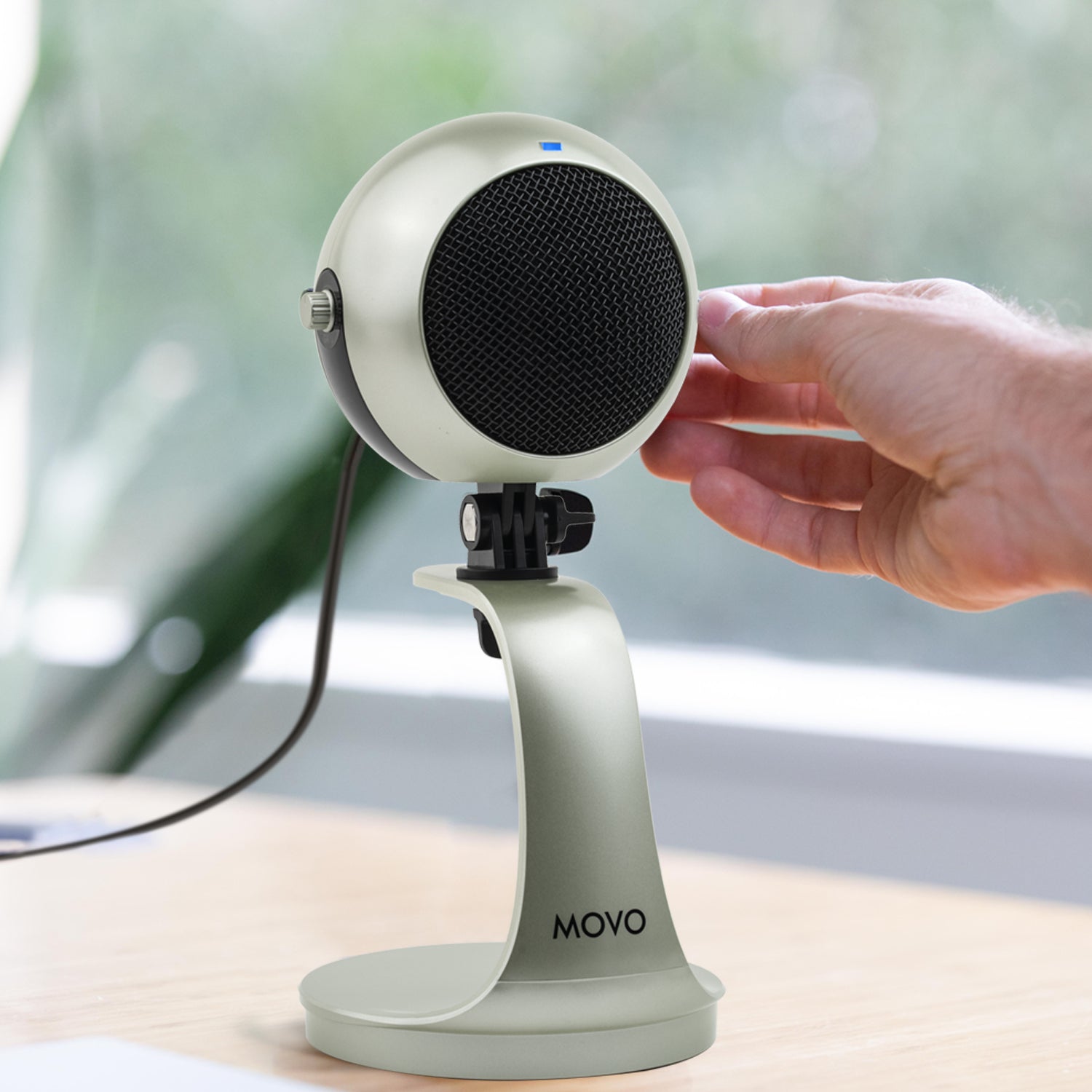 USB Webcam with Desktop Stand in Silver - Movo
